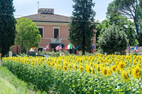 Hotel Villa Maya Cascina